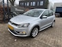 Volkswagen Polo 1.2 TSI Highline 5 deurs, elec pakket , stoel verwarming, alarm, getint glas, 16"sport wielen, pdc, 70.102 km