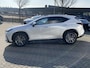 Lexus NX 450h+ AWD Luxury Line TREKHAAK 1500KG TREKGEWICHT STOELVERW STUURVERW EL-ACHTERKLEP APPLE/ANDROID