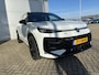 Volkswagen T-Roc 1.5 eTsi R-Line First Edition 150 PK | Navigatie | Apple Carplay | Head-up display | 360 Graden Camera | Verwarmd stuurwiel | Adaptieve cruise control | Airco