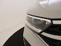 Volkswagen T-Roc 1.5 TSI R-Line Edition | Digital Cockpit Pro | Achteruitrijcamera | Navigatie | 19 Inch LM velgen | Easy open kofferklep | Keyless Entry & Start |