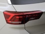 Volkswagen T-Roc 1.5 TSI R-Line Edition | Digital Cockpit Pro | Achteruitrijcamera | Navigatie | 19 Inch LM velgen | Easy open kofferklep | Keyless Entry & Start |