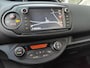 Toyota Yaris 1.3 VVT-i Lounge Clima Cruise Navi Camera LMV - RIJKLAAR -
