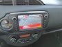 Toyota Yaris 1.3 VVT-i Lounge Clima Cruise Navi Camera LMV - RIJKLAAR -