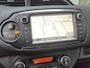 Toyota Yaris 1.3 VVT-i Lounge Clima Cruise Navi Camera LMV - RIJKLAAR -