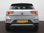 Volkswagen T-Roc 1.5 TSI Oranje Edition Automaat - Park Assist - ACC - Navigatie - LED - Camera