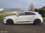 Mercedes-Benz A-klasse 200 AMG Pakket / Navi / Pano / CarPlay /