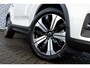 Volvo XC40 Plug-in Hybrid T4 Ultimate Bright | Facelift | Navigatie | Panoramadak | Stoel-/Stuurverwarming | Harman Kardon Audio | Achteruitrijcamera | Cruise Control | Elek. Stoelen | Parkeersensoren Voor + Achter | Apple Carplay / Android Auto