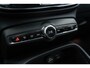 Volvo XC40 Plug-in Hybrid T4 Ultimate Bright | Facelift | Navigatie | Panoramadak | Stoel-/Stuurverwarming | Harman Kardon Audio | Achteruitrijcamera | Cruise Control | Elek. Stoelen | Parkeersensoren Voor + Achter | Apple Carplay / Android Auto