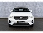 Volvo XC40 Plug-in Hybrid T4 Ultimate Bright | Facelift | Navigatie | Panoramadak | Stoel-/Stuurverwarming | Harman Kardon Audio | Achteruitrijcamera | Cruise Control | Elek. Stoelen | Parkeersensoren Voor + Achter | Apple Carplay / Android Auto