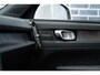 Volvo XC40 Plug-in Hybrid T4 Ultimate Bright | Facelift | Navigatie | Panoramadak | Stoel-/Stuurverwarming | Harman Kardon Audio | Achteruitrijcamera | Cruise Control | Elek. Stoelen | Parkeersensoren Voor + Achter | Apple Carplay / Android Auto