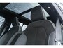 Volvo XC40 Plug-in Hybrid T4 Ultimate Bright | Facelift | Navigatie | Panoramadak | Stoel-/Stuurverwarming | Harman Kardon Audio | Achteruitrijcamera | Cruise Control | Elek. Stoelen | Parkeersensoren Voor + Achter | Apple Carplay / Android Auto