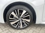 Toyota Corolla TS Hybrid 140 Dynamic | Apple Carplay | Privacy glass | Stoelverwarming| Parkeersensoren voor en achter