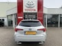 Toyota Corolla TS Hybrid 140 Dynamic | Apple Carplay | Privacy glass | Stoelverwarming| Parkeersensoren voor en achter