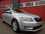 Skoda Octavia Combi 1.6 TDI Greenline Businessline 110PK Navi Clima Cruise LMV NL-Auto 2E-Egenaar !!!