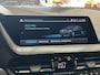BMW 1-Serie 120 M SPORT DESIGN EDITION NAVIGATIE CRUISE CONTROL STOEL EN STUURVERWARMING PANORAMA SCHUIF/KANTELDAK BLUETOOTH TELEFOON APPLE CARPLAY/ANDROID RIJSTROOKSENSOREN PDC ZEER MOOI !! Brgl