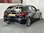 BMW 1-Serie 120 M SPORT DESIGN EDITION NAVIGATIE CRUISE CONTROL STOEL EN STUURVERWARMING PANORAMA SCHUIF/KANTELDAK BLUETOOTH TELEFOON APPLE CARPLAY/ANDROID RIJSTROOKSENSOREN PDC ZEER MOOI !! Brgl