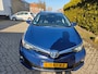 Toyota Auris Touring Sports 1.8 Hybrid Dynamic | 18" LM-velgen | Climate controle | Stoelverwarming | Spiegels electr. inklapbaar