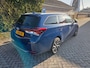 Toyota Auris Touring Sports 1.8 Hybrid Dynamic | 18" LM-velgen | Climate controle | Stoelverwarming | Spiegels electr. inklapbaar