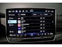 Volkswagen Golf 1.5 eTSI R-Line Edition 150pk DSG Automaat, Panoramadak, LED matrix koplampen, Harman Kardon sound, Stoelverwarming, Adaptive cruise control, Navigatie, App connect, Stoelverwarming, Side assist