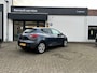 Renault Clio 0.9 TCe Limited | Trekhaak | Parkeersensoren | Navigatie | Bluetooth | Dealer onderhouden