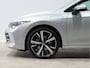 Volkswagen Golf 1.5 eHybrid Life Edition Panorama Navi via App Camera Massage Acc 259