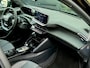 Peugeot 2008 1.2 PureTech 130 Allure + Key;ess|360 camera|digital cockpit|Navi|Apple|Android|Adaptive cruise|Lane|Dodehoek|17"LMV