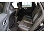 Volvo XC60 T6 350PK AWD Plus Black Edition | Facelift | Pano-dak | Premium Pack | Lighting Pack