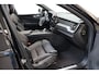 Volvo XC60 T6 350PK AWD Plus Black Edition | Facelift | Pano-dak | Premium Pack | Lighting Pack
