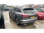 Volkswagen Touareg 3.0 TSi 4-MOTION R | 463 PK | Black Style | Leder | Digital Cockpit | Panorama Dak | Keyless | Trekhaak | Stoel en Stuurverwarming | Achterbank verwarming | Luchtvering | Ergo Stoelen