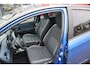 Toyota Yaris 1.5 HYBRID BI-TONE PLUS TREKHAAK NAVI LM-VELGEN PANODAK KEYLESS ENTRY D.GLAS NL-AUTO