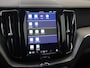 Volvo XC60 T8 AWD R-Design | Trekhaak | Panoramadak | Sideskirts |