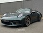 Porsche 911 Cabrio 992 3.0 Carrera S |PTS FOREST GREEN|LIFT|SP. CHRONO|PDCC|STOEL+STUURVERW.| 16455