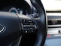 Hyundai Kona Electric EV Fashion 64 kWh 3-fase | SOH 100% | Carplay | Head up | Privacy glass
