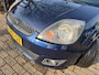 Ford Fiesta 1.6-16V Futura 5 deurs airco, elec pakket, rijd perfect, nette auto apk t/m 16-06-2026
