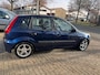 Ford Fiesta 1.6-16V Futura 5 deurs airco, elec pakket, rijd perfect, nette auto apk t/m 16-06-2026