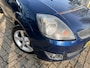 Ford Fiesta 1.6-16V Futura 5 deurs airco, elec pakket, rijd perfect, nette auto apk t/m 16-06-2026