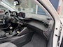 Peugeot 208 1.2 Turbo 100 PK Allure Pack | Navigatie | Camera | Parkeersensoren | LED Verlichting | Digitaal dashboard | 16" Lichtmetalen Velgen | Climate Control | Cruise Control | Stoelverwarming | Half Lederen Bekleding | Keyless Start |