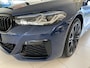 BMW 5-Serie Touring 530e High Executive M sport Panoramadak / HUD / Laser koplampen / Trekhaak / Carplay / Elec achterklep