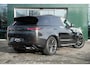 Land Rover Range Rover Sport P460e AWD Dynamic SE | Black Exterior Pack |  Glazen panoramadak | Dynamisch luchtveringssysteem | Adaptieve cruisecontrol | 5 jaar garantie of 150.000 km | Apple CarPlay | Meridian™ Sound System | Roodgelakte remklauwen |