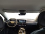 Kia EV6 Light Edition 63 kWh Navi | Stoelverwarming vόόr en stuurwielverwarming | Achteruitrijcamera | Fabrieksgarantie t/m 30-4-2032 + 3x 1 jaar* | NAP