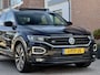 Volkswagen T-Roc 1.5 TSI AUT7 SPORT 2X R-LINE 104D.KM PANODAK 20 INCH-LMV NAVI CAMERA DIGI-DASH APPLE-CARPLAY LED PDC