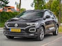 Volkswagen T-Roc 1.5 TSI AUT7 R-LINE SPORT NAVI DIGIDASH APPLE.CARPLAY 18INCH.LMV PDC ORG.121d.KM!!!