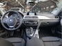 BMW 3-Serie 318i Executive *Head-Up Display | Clima | Navi | Cruise | Parkeersensoren*