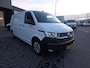 Volkswagen Transporter 2.0 TDI L2H1 28 Comfortline | Met o.a. BOTT inbouw, AppleCarPlay/AndroidAuto, cruise control en navigatie!