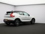 Volvo XC40 T2 Automaat R-Design Volvo XC40 T2 129PK / Automaat R-Design / Park Assist Pack / adaptieve cruise control / BLIS / Key Less / 18"/