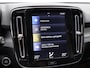 Volvo XC40 T2 Automaat R-Design Volvo XC40 T2 129PK / Automaat R-Design / Park Assist Pack / adaptieve cruise control / BLIS / Key Less / 18"/