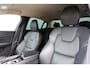 Volvo S60 2.0 B3 Inscription Elektrisch verstelbare bestuurdersstoel met gehuegen | 18" Lichtmetalen velgen | Stoel- en Stuurwielverwarming | Adaptieve Cruise Control met Pilot Assist | Park Assist voor & achter | Parkeercamera achter
