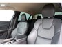 Volvo S60 B3 Automaat Inscription| Elektrisch verstelbare bestuurdersstoel met geheugen | 18" Lichtmetalen velgen | Stoel- en Stuurwielverwarming | Adaptieve Cruise Control met Pilot Assist | Park Assist voor & achter | Parkeercamera achter