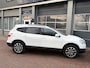 Nissan Qashqai+2 2.0 Connect Edition Camera,Trekhaak,18Inch,Cruise,Clima Goed onderhouden !!