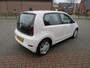 Volkswagen Up! 1.0 BMT high up! * Rijklaarprijs incl. garantie * PDC * Cruise Controle * Lichtm. velgen * Lederen stuur *